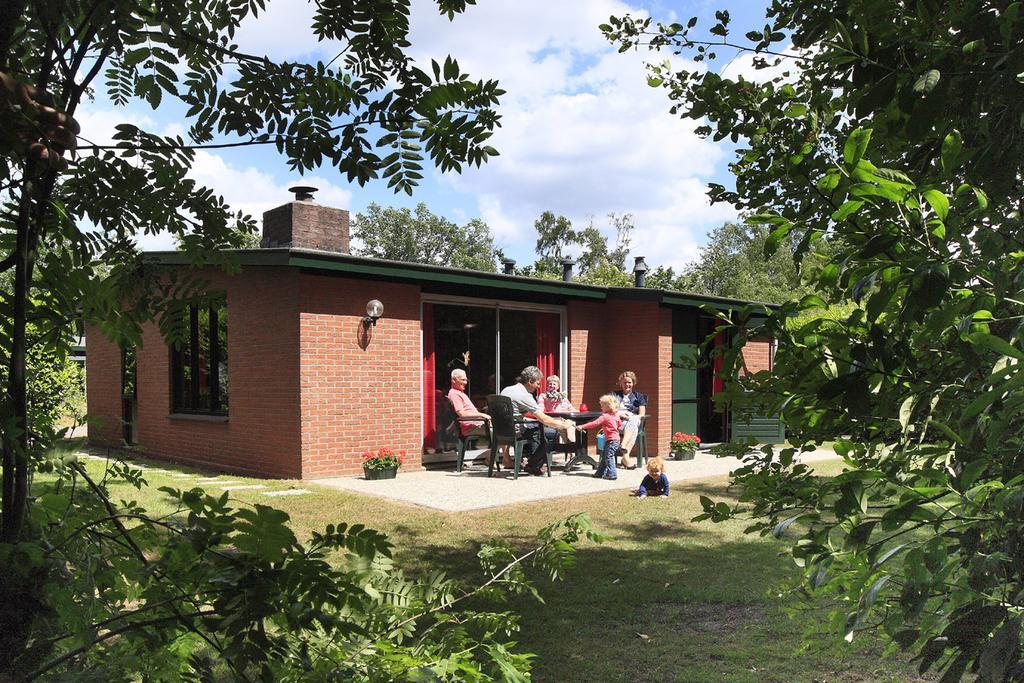 De Lindenberg Hotel Holten Exterior photo